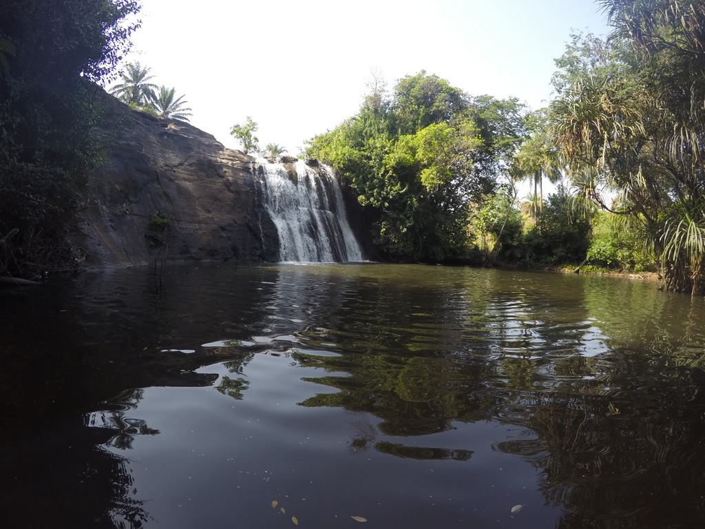 waterfall kindia camping