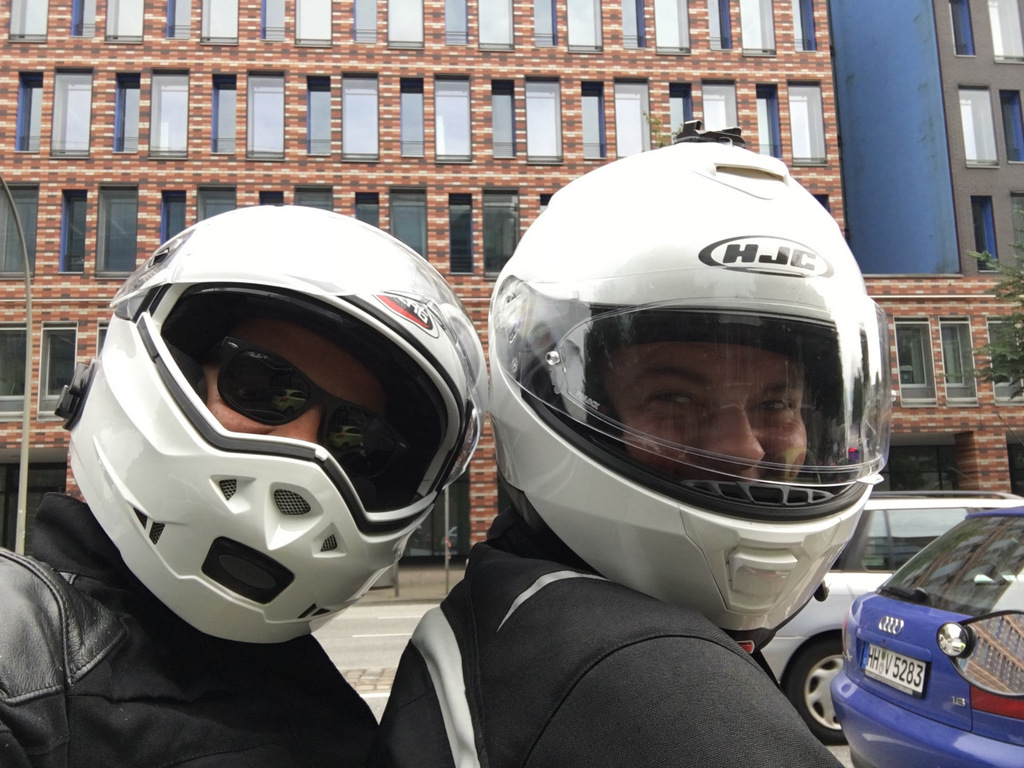 Overredend Zuiver Doe mijn best Motorcycle flip up helmets : HJC IS MAX & CABERG DUKE 2