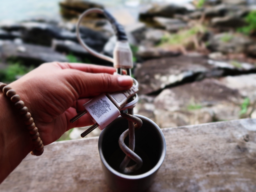 Important packing list for backpacking, camping or road trip